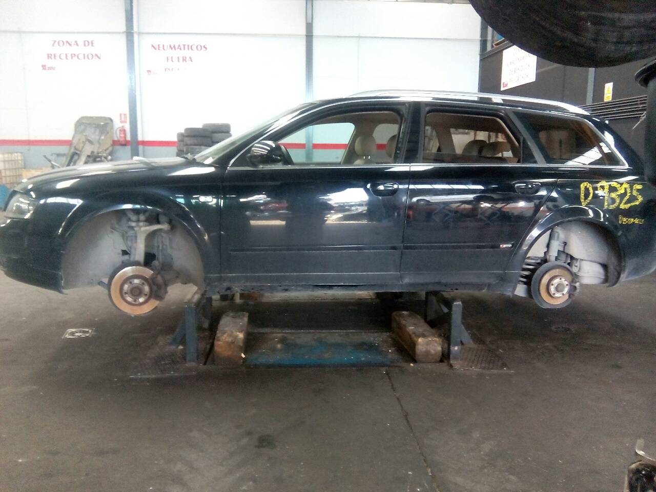 AUDI A4 B6/8E (2000-2005) Forreste venstre dørlås 4B1837015G, E1-B6-52-2 18767823