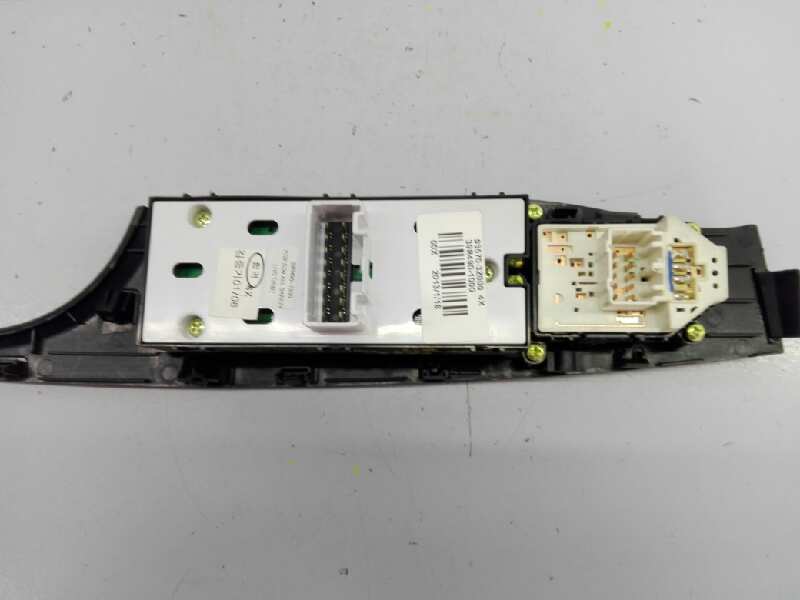 HYUNDAI i40 VF (1 generation) (2011-2020) Front Left Door Window Switch 935703Z000,E3-A3-44-4 24483842