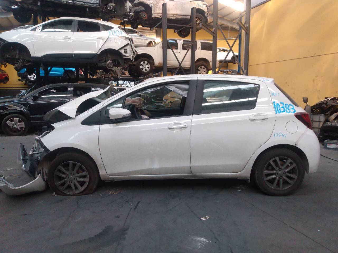 TOYOTA Yaris 3 generation (2010-2019) Полуось передняя правая 10239922,P1-A6-41 20957646