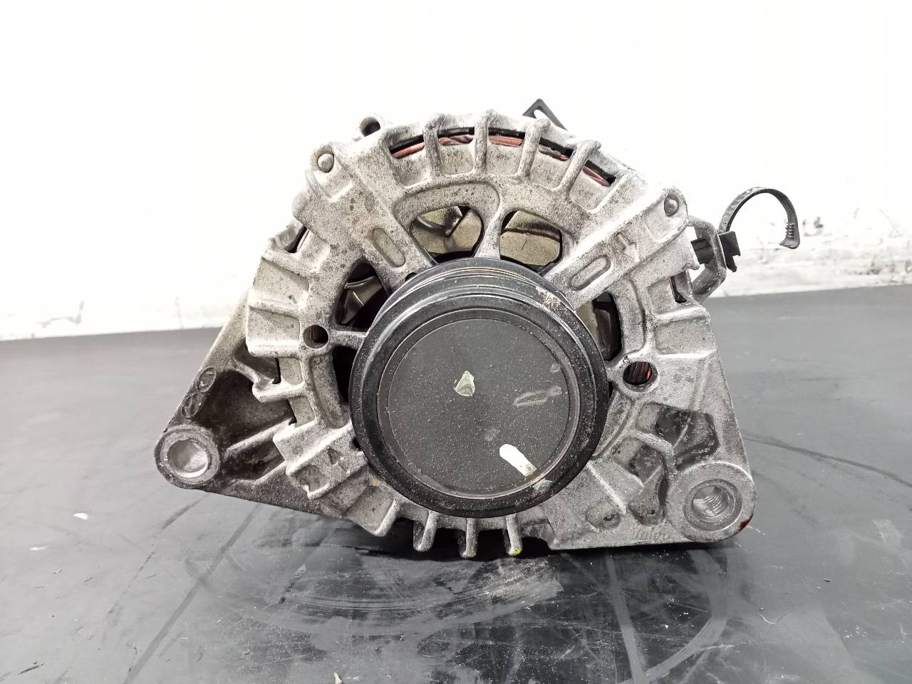 KIA Cee'd 2 generation (2012-2018) Alternator 373002A850,P3-A4-22-2 24100723