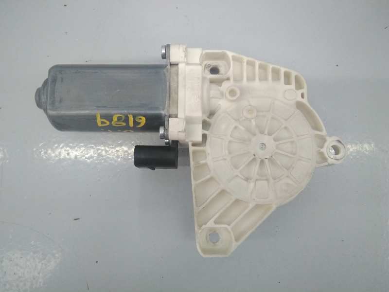 MERCEDES-BENZ A-Class W169 (2004-2012) Front Left Door Window Regulator Motor A1698201542, 996138101, E1-A2-28-2 18470514