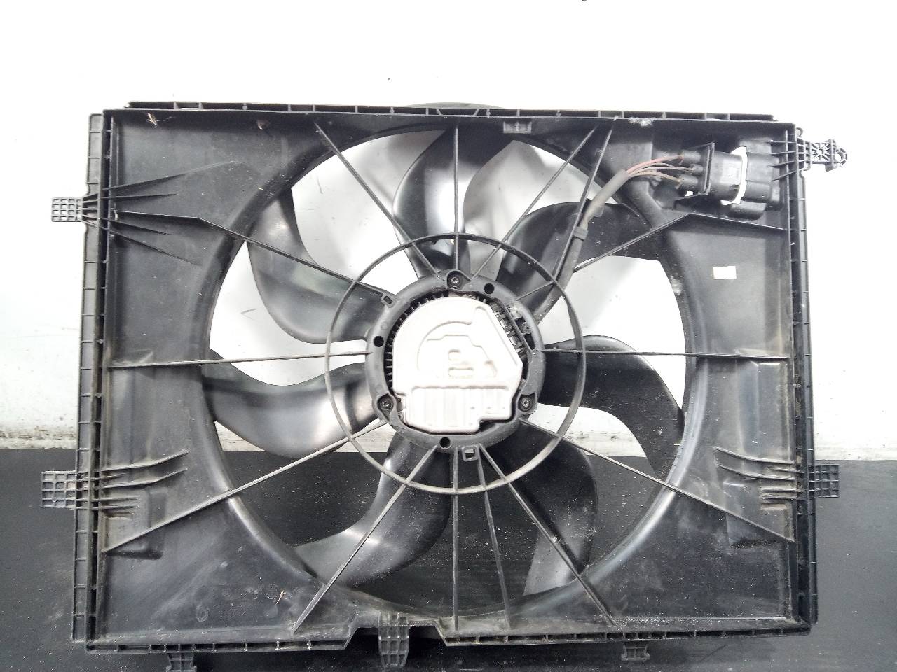 MERCEDES-BENZ C-Class W205/S205/C205 (2014-2023) Ventilateur diffuseur 1137328751, 3137234001, P2-B8-22 20964319