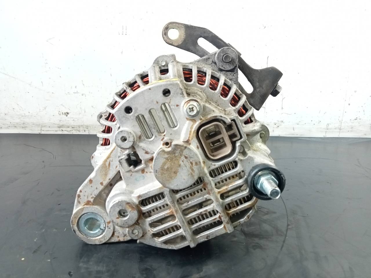 VOLKSWAGEN Pajero 3 generation (1999-2006) Alternator CGB14561,P3-B5-5-1 22603297