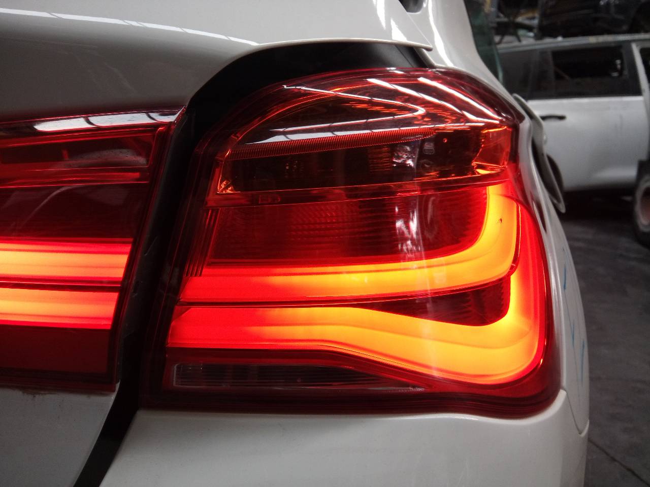 BMW 1 Series F20/F21 (2011-2020) Rear Right Taillight Lamp 24098214