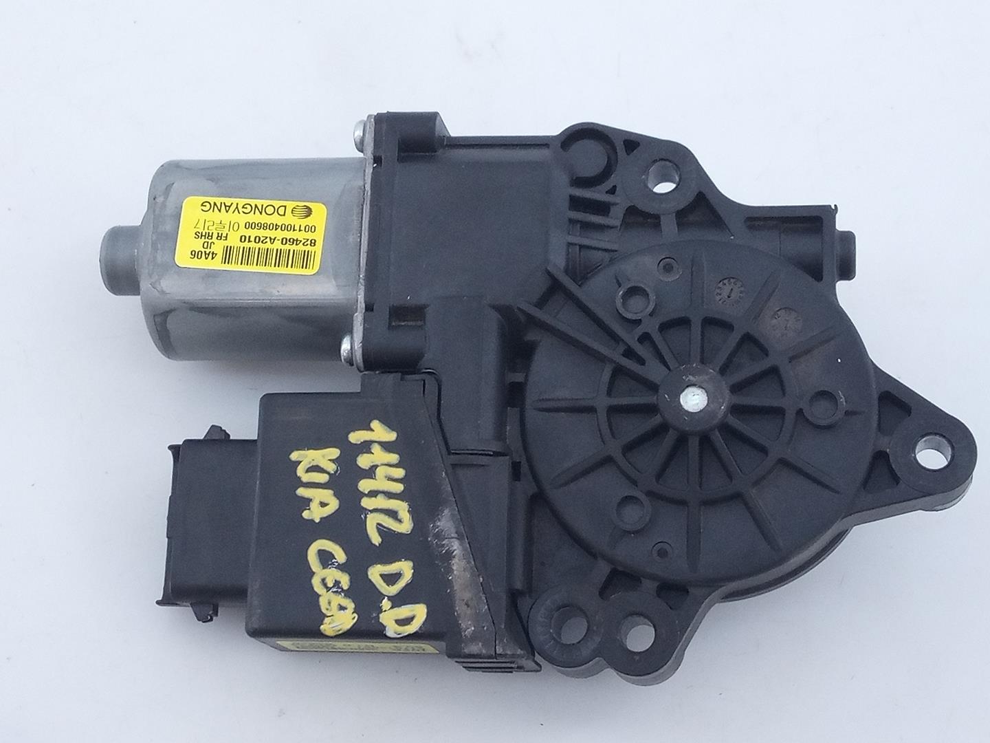 KIA Cee'd 2 generation (2012-2018) Front Right Door Window Control Motor 82460A2010,617013001,E2-B5-54-1 21808520