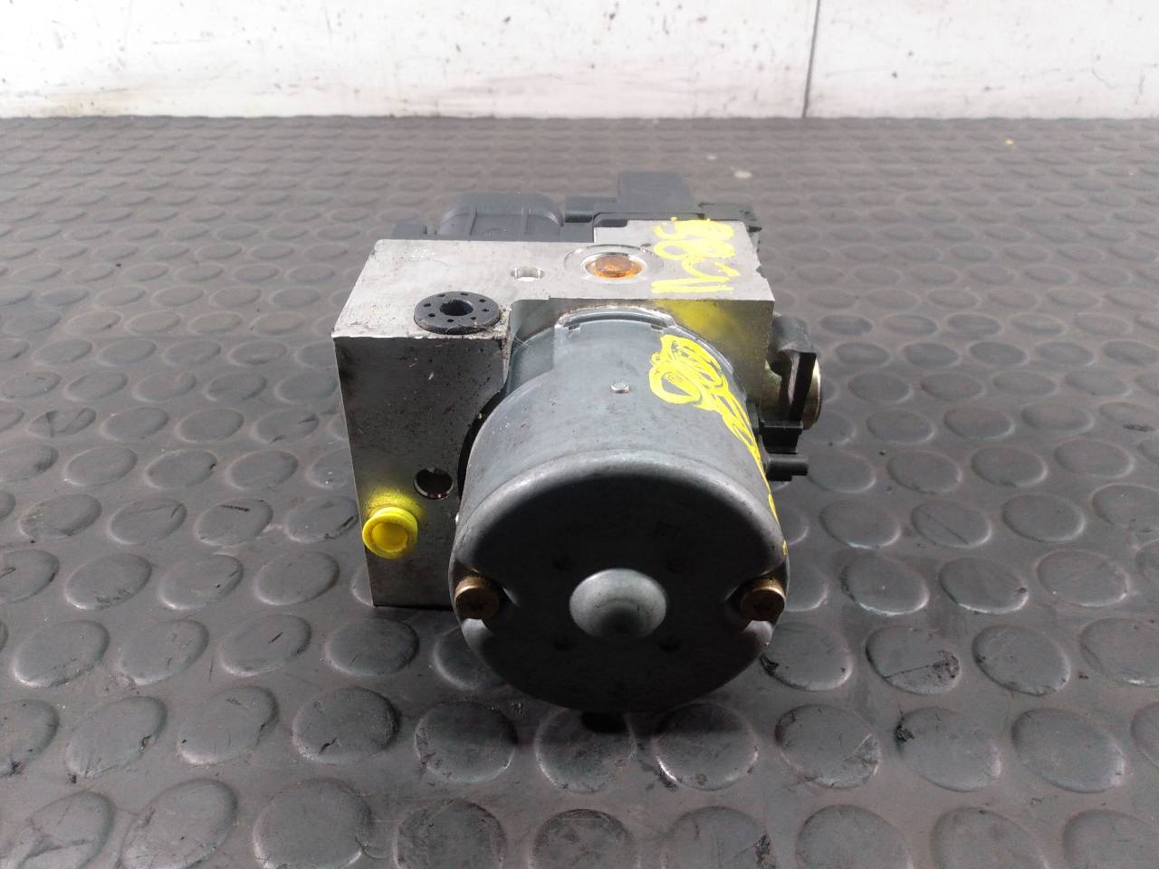 PORSCHE Boxster 986 (1996-2004) ABS pump 0265215401, 99635575503, P3-A8-20-5 18715089