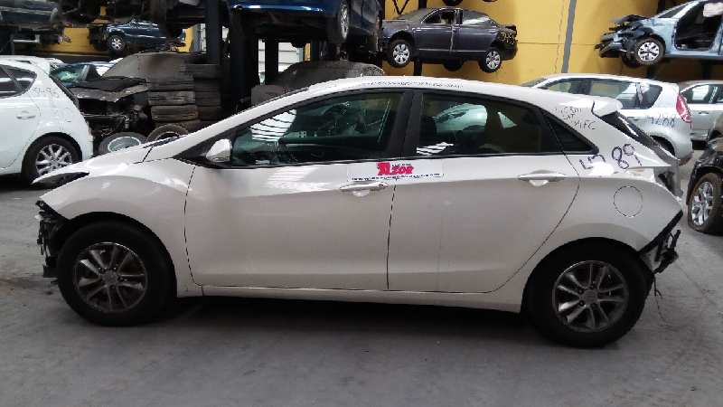 HYUNDAI i30 GD (2 generation) (2012-2017) Galinių kairių durų stiklo pakelėjo varikliukas 83450A6010,E2-B5-18-1 18372332