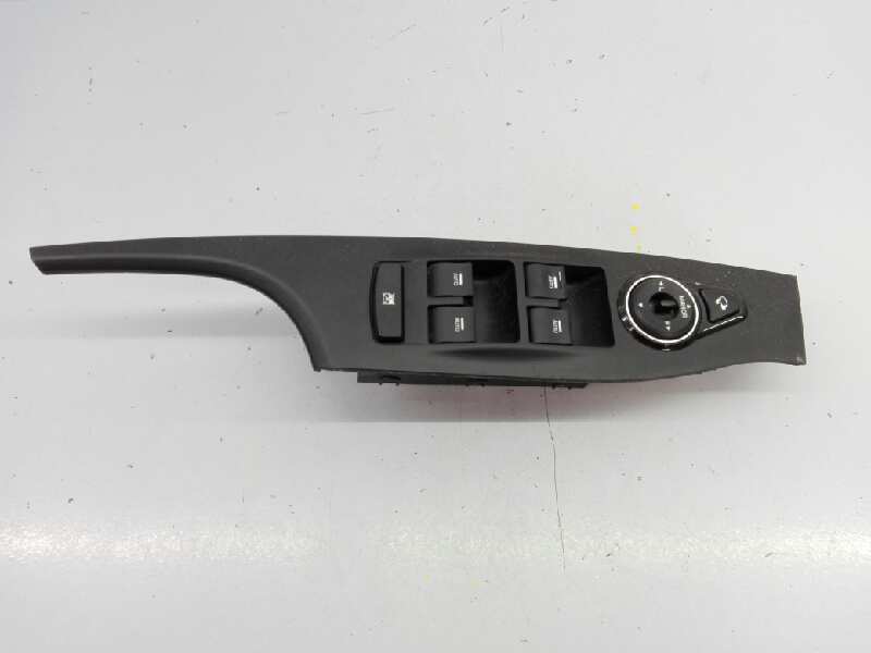 HYUNDAI i40 VF (1 generation) (2011-2020) Front Left Door Window Switch 935703Z000, E3-A3-44-4 24483842