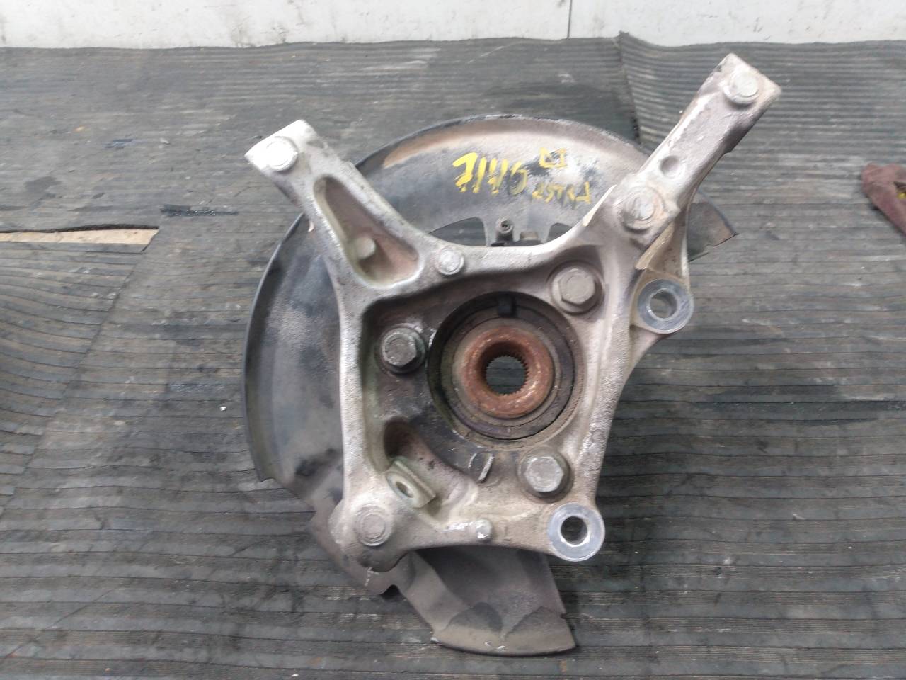 OPEL Astra K (2015-2021) Fremre venstre hjulnav 13580304,557804735,P1-B5-23 18557365