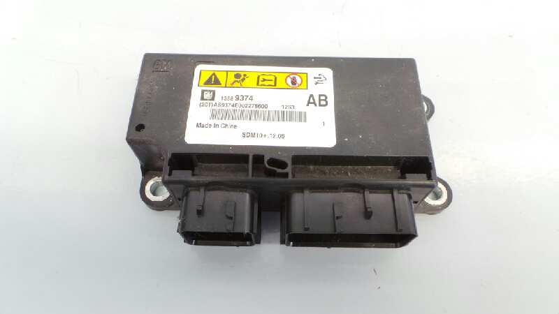 CHEVROLET Cruze 1 generation (2009-2015) SRS Control Unit 13589374, E3-A5-3-1 18393575