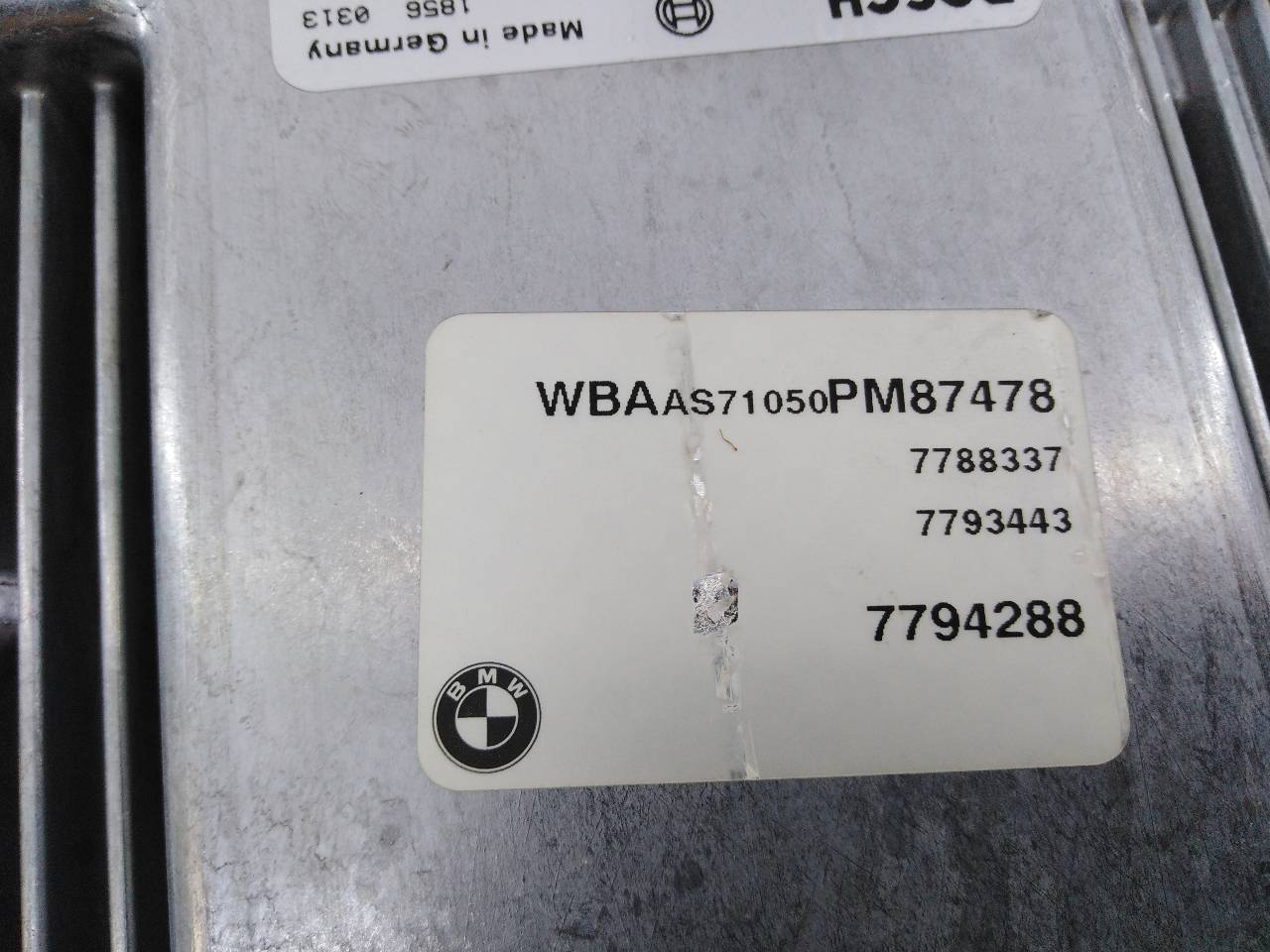 BMW 3 Series E46 (1997-2006) Variklio kompiuteris DDE7793443, 0281010565, E3-A2-3-2 20964232