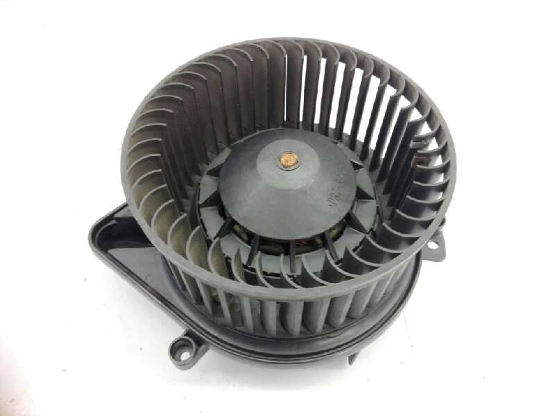 AUDI A4 B6/8E (2000-2005) Varmevifte 8E1820021E, K01000CCW, E1-B6-19-1 18429632