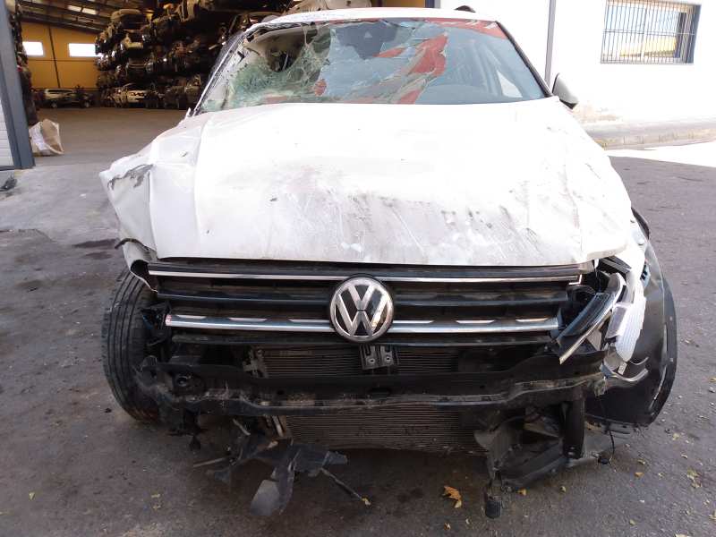 VOLKSWAGEN Tiguan 1 generation (2007-2017) Замок передней левой двери 5NB837015C, 290817, E1-B6-55-1 18498883