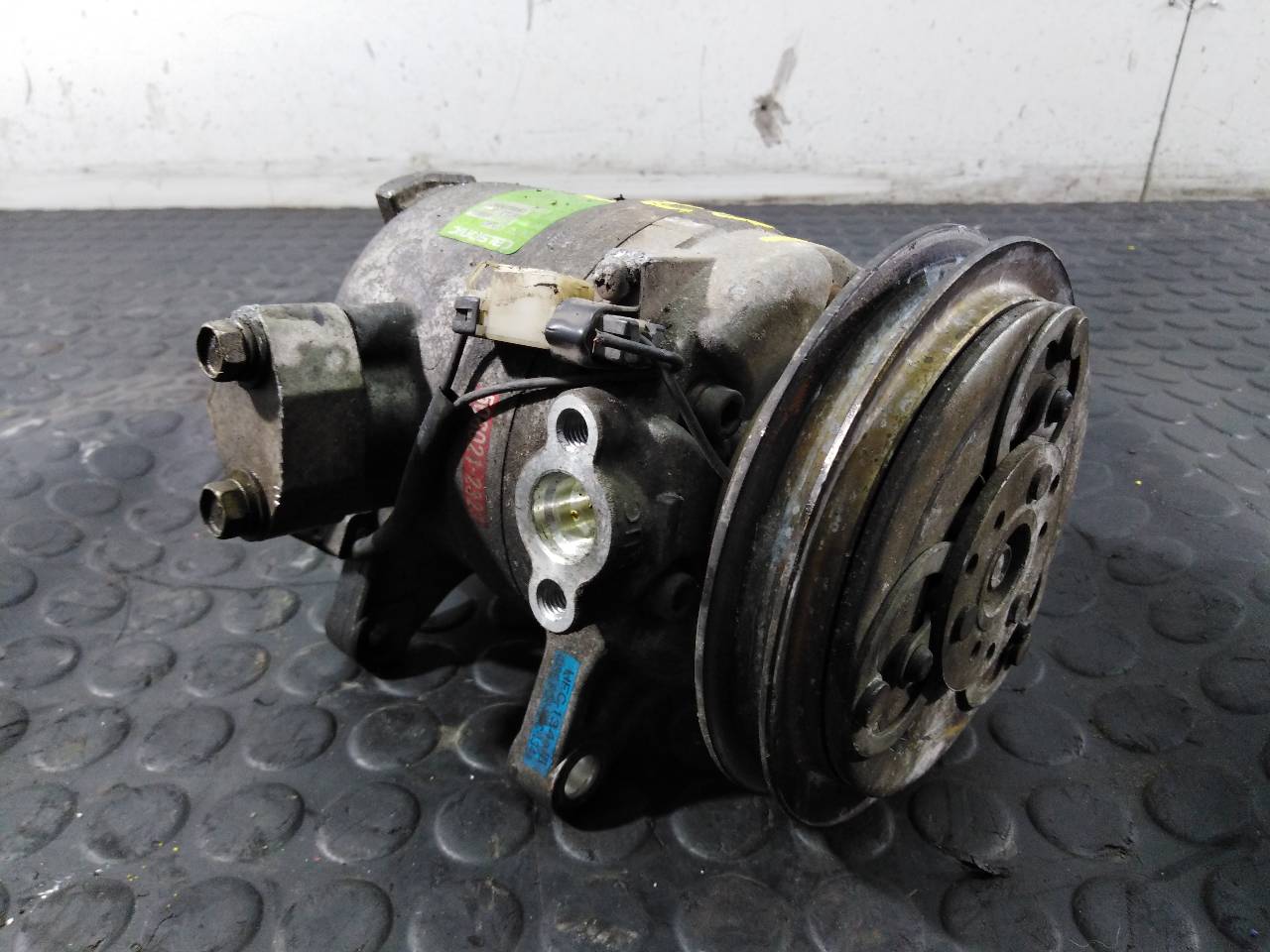 VOLVO Terrano 2 generation (1993-2006) Air Condition Pump 597134510, C665190977, P3-B2-9-3 21794102