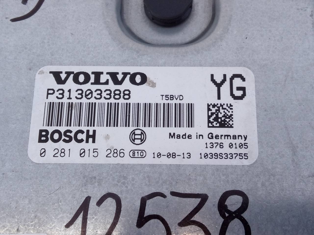 VOLVO S60 2 generation (2010-2020) Engine Control Unit ECU P31303388,0281015286,E3-B5-45-4 26280568