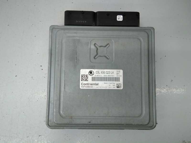 SKODA Rapid 2 generation (1985-2023) Engine Control Unit ECU 03L906023LK, 5WP42686, E2-A1-23-4 18552974