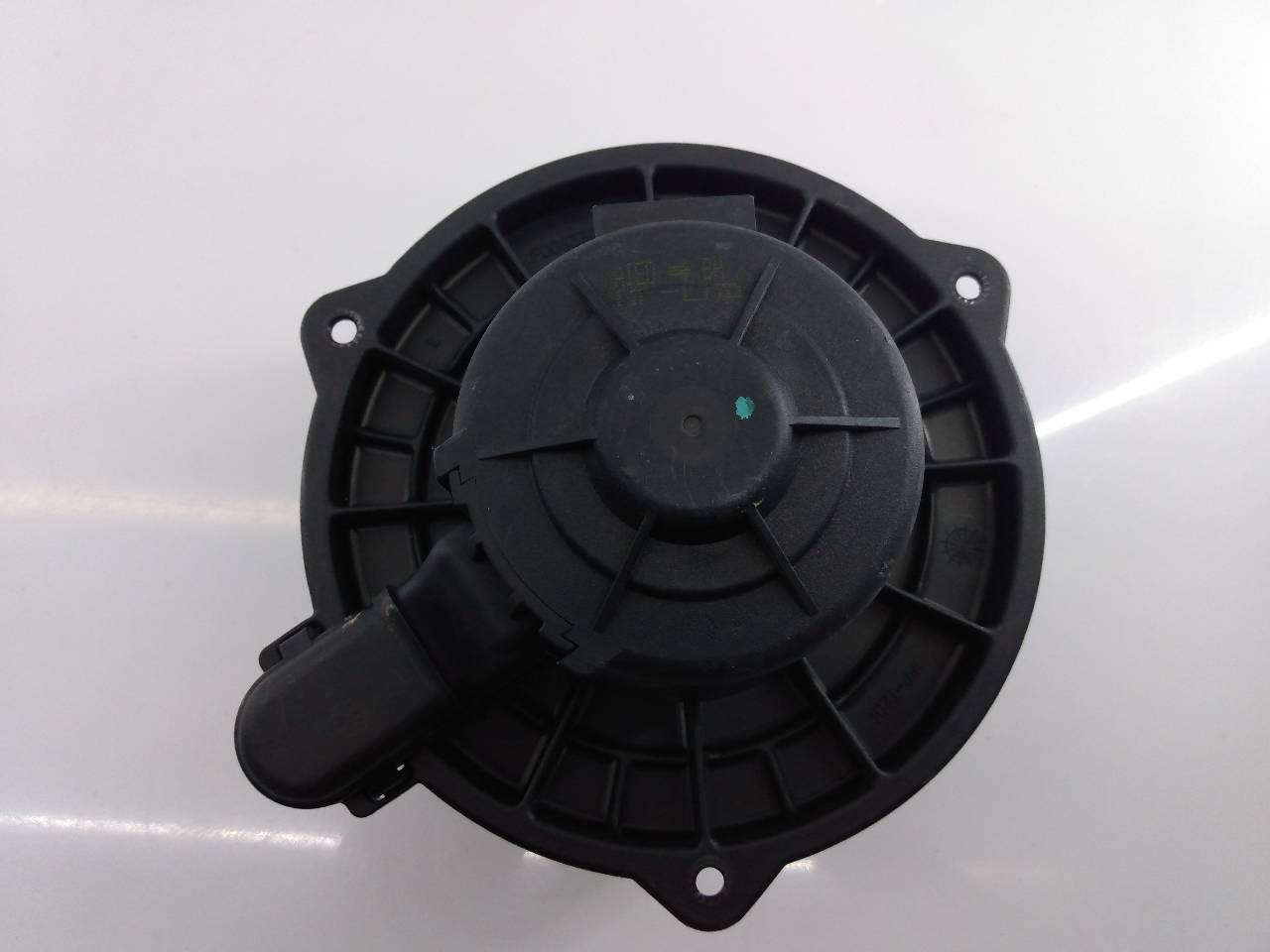 HYUNDAI Tucson 1 generation (2004-2010) Heater Blower Fan F00S330024, E2-B5-29-1 20959625