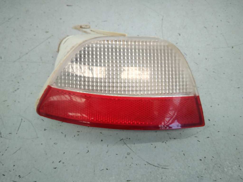 PEUGEOT Focus 1 generation (1998-2010) Rear Right Fog Light 1M5115500A 18596056