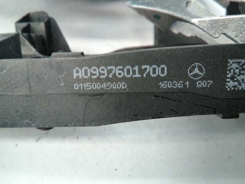 MERCEDES-BENZ C-Class W205/S205/C205 (2014-2023) Rear Left Door Lock A2220064099, E1-A2-40-1 18571892