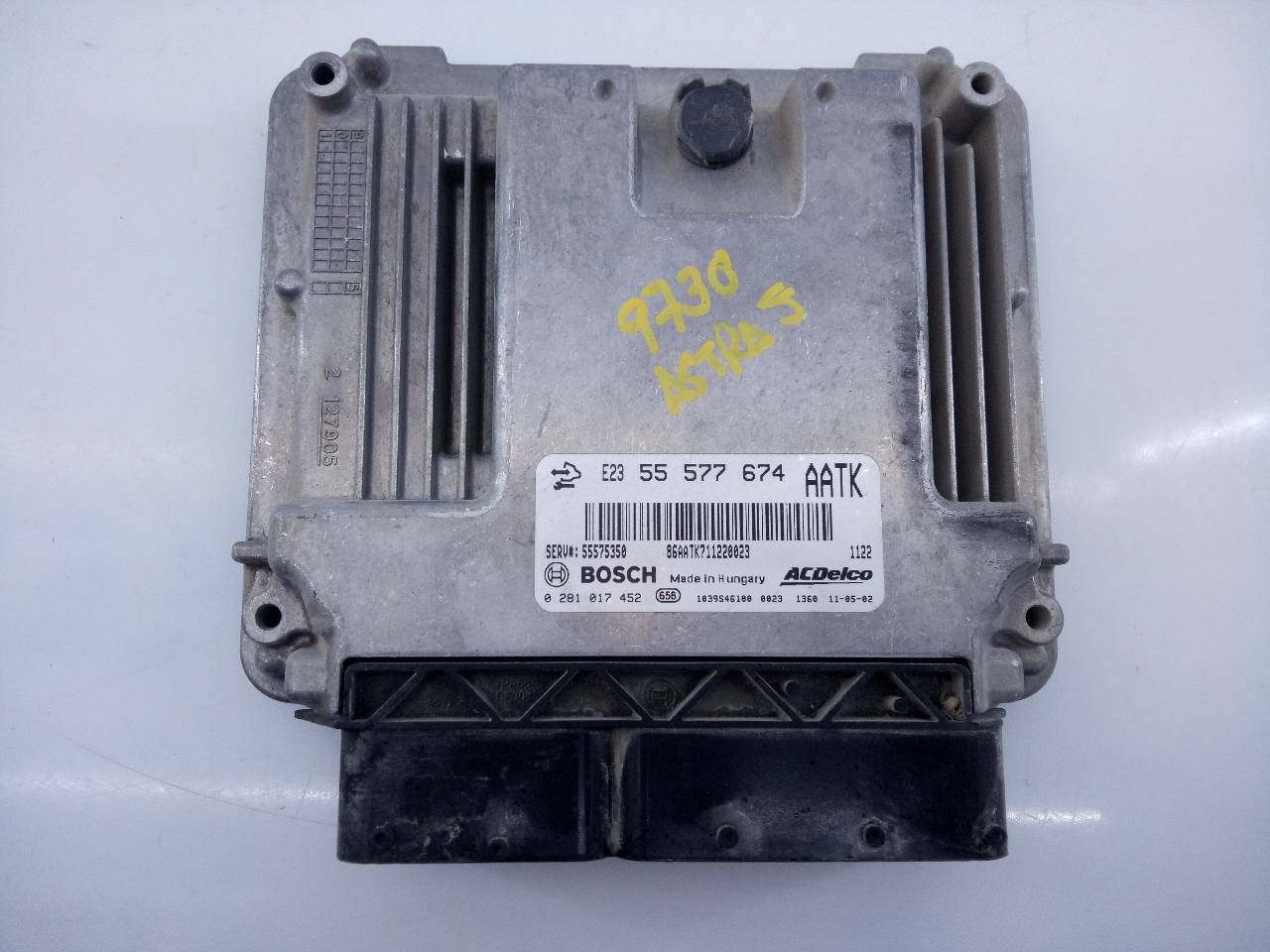 OPEL Astra J (2009-2020) Engine Control Unit ECU 55577674, 0281017452, E3-A5-23-3 18768209