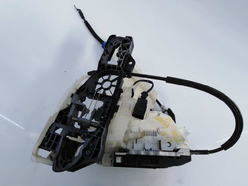 VOLKSWAGEN Passat CC 1 generation (2008-2017) Front Right Door Lock 5N1837016C, E1-B6-12-2 18589410