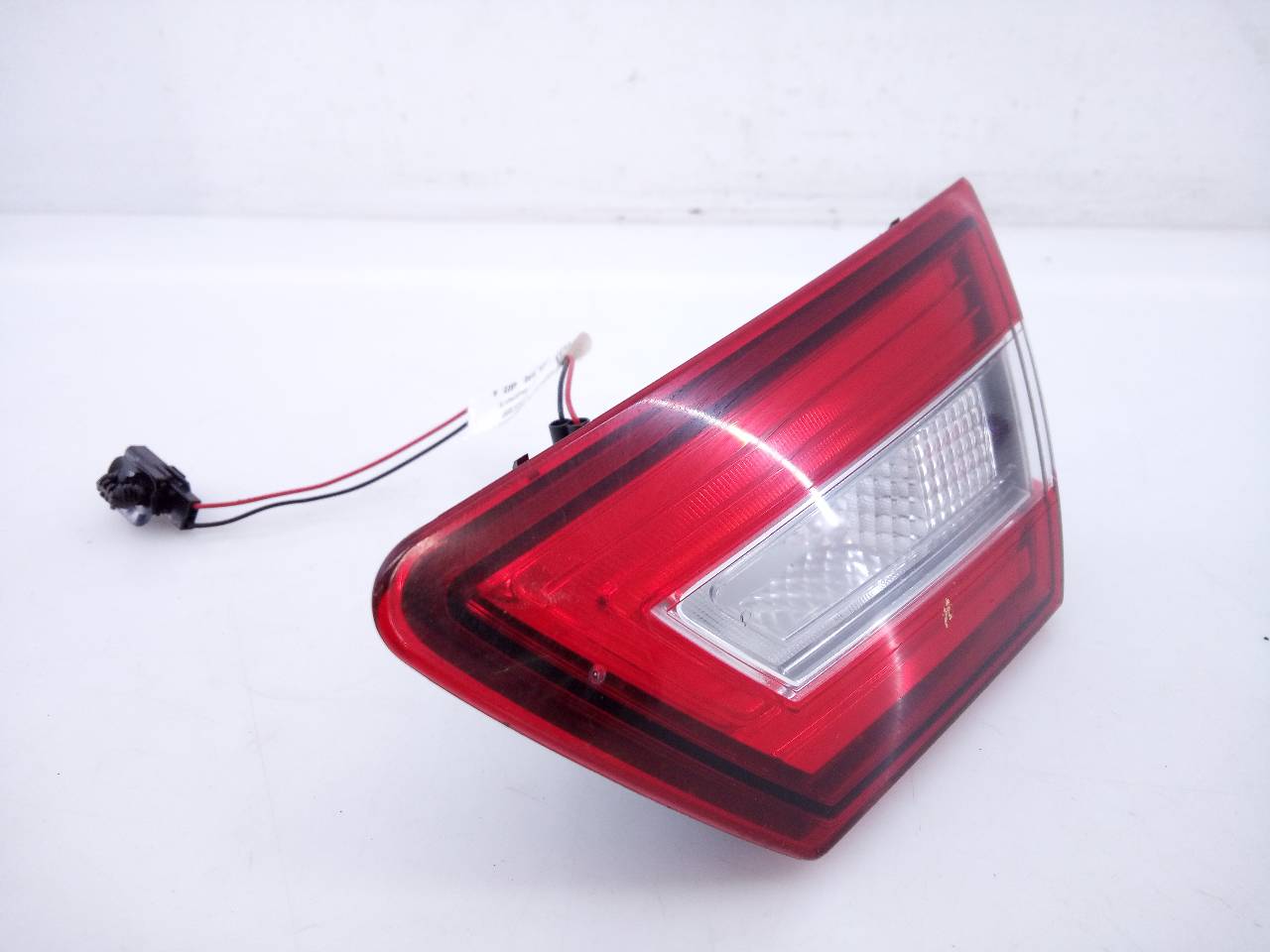 RENAULT Clio 3 generation (2005-2012) Right Side Tailgate Taillight 265505796R,E1-A1-31-2 22740218