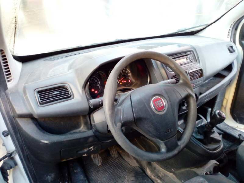 FIAT Стеклоподъемник передней левой двери 51810880,E2-B2-3-1 18426494