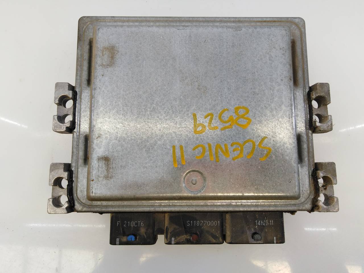 RENAULT Scenic 2 generation (2003-2010) Engine Control Unit ECU 8200565863,S122326109A,E2-A1-37-1 18701188