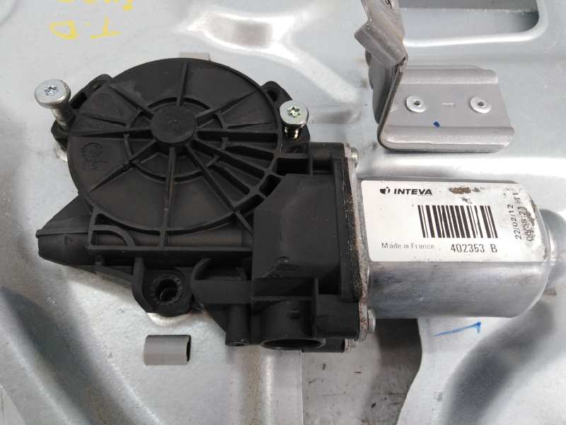 HYUNDAI Tucson 3 generation (2015-2021) Bakre høyre dør vindusregulator E2-B5-3-2 18598921