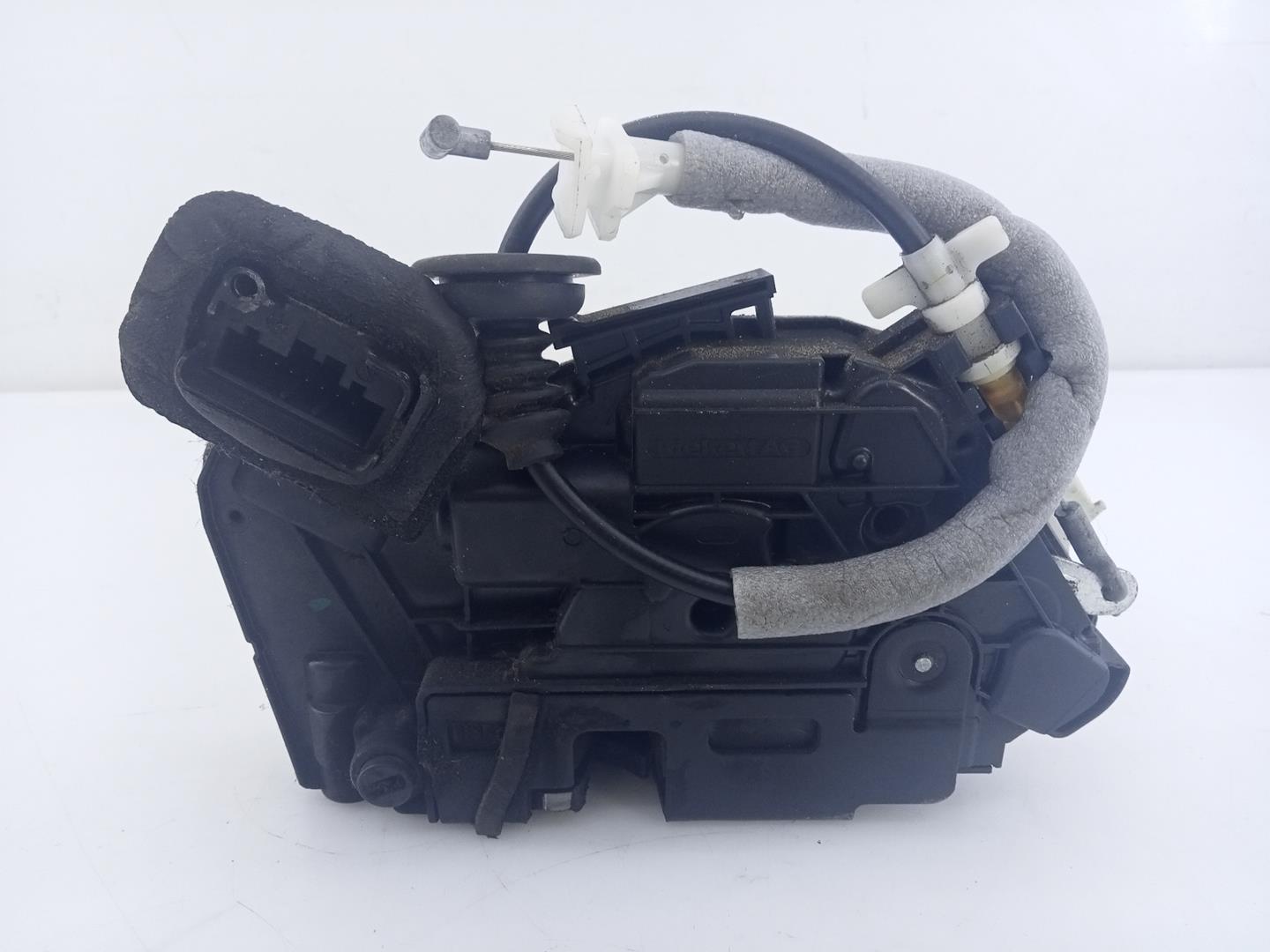 SEAT Toledo 4 generation (2012-2020) Aizmugurējo kreiso durvju slēdzene 5E0839015A, E1-B6-48-2 20959339