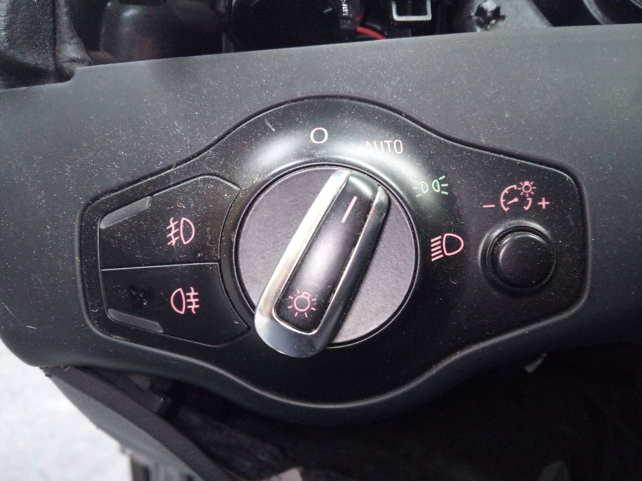 AUDI A5 Sportback (8TA) Headlight Switch Control Unit 24516231