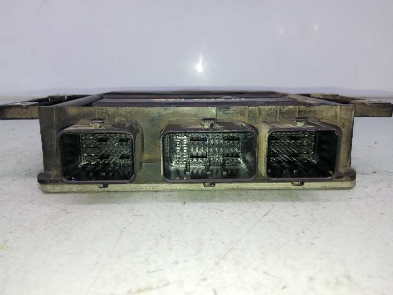 CHEVROLET Clio 3 generation (2005-2012) Engine Control Unit ECU 8200399038,8200619409,E2-A1-38-8 18555152