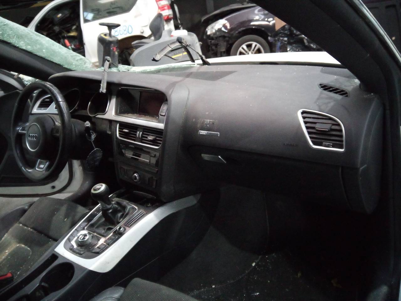 AUDI A5 Sportback 8T (2009-2011) Främre höger dörrlås 8J1837016E, E1-A5-42-1 20963217