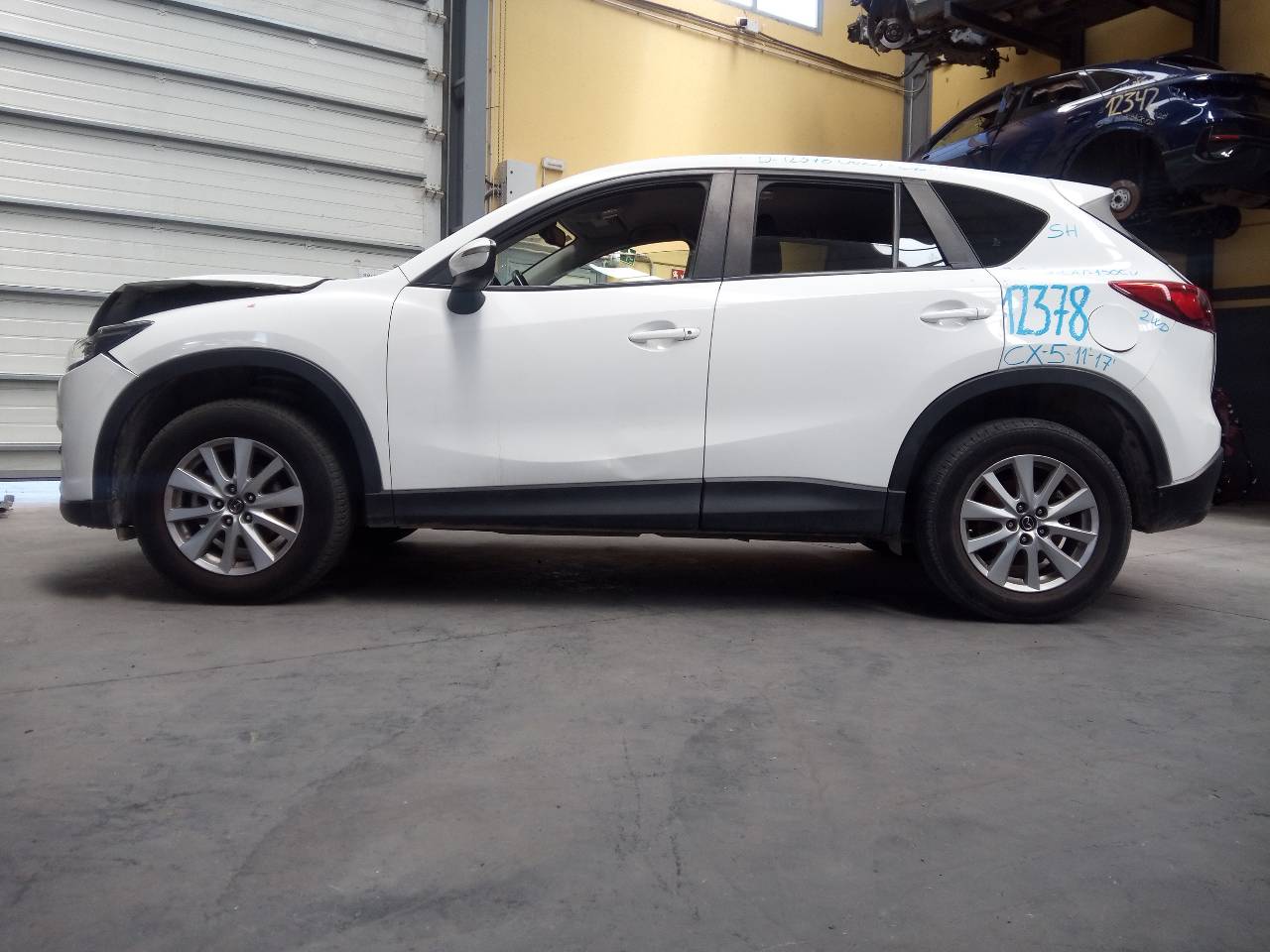 MAZDA CX-5 1 generation (2011-2020) Правая накладка заднего крыла 26280418