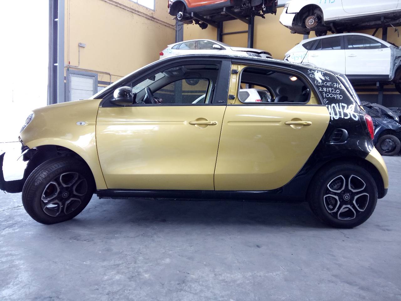 SMART Forfour 2 generation (2015-2023) Bageste højre dørlås 825027950R,40727218,E1-A2-52-2 21798418