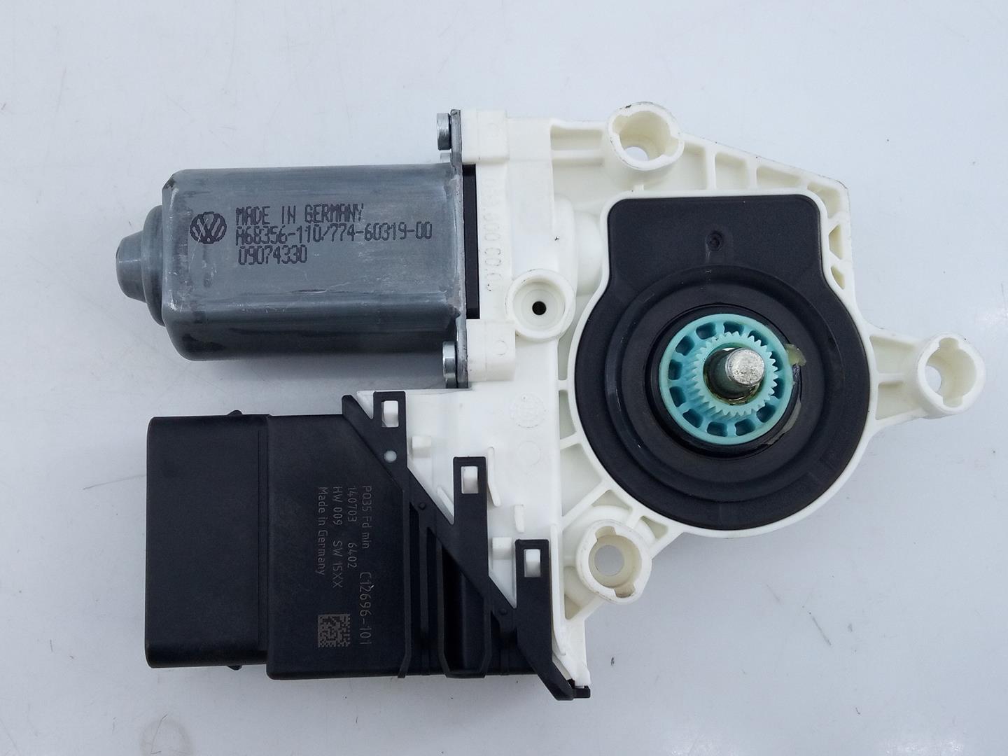 VOLKSWAGEN Tiguan 1 generation (2007-2017) Rear Left Door Window Control Motor 5N0959703F, E1-B6-4-2 21825835