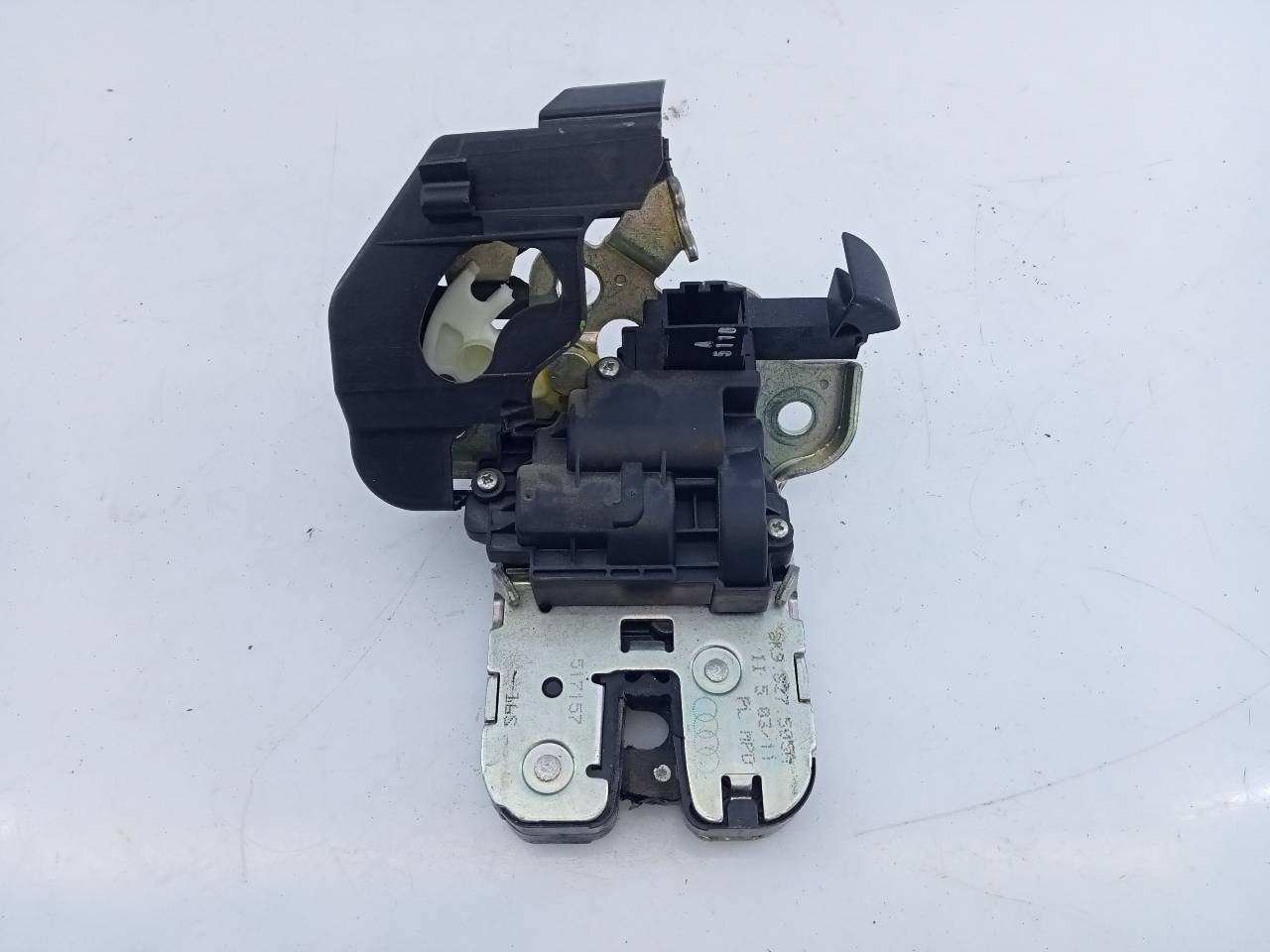 AUDI A5 Sportback Tailgate Boot Lock 8K9827505A, E1-B6-48-1 18667392