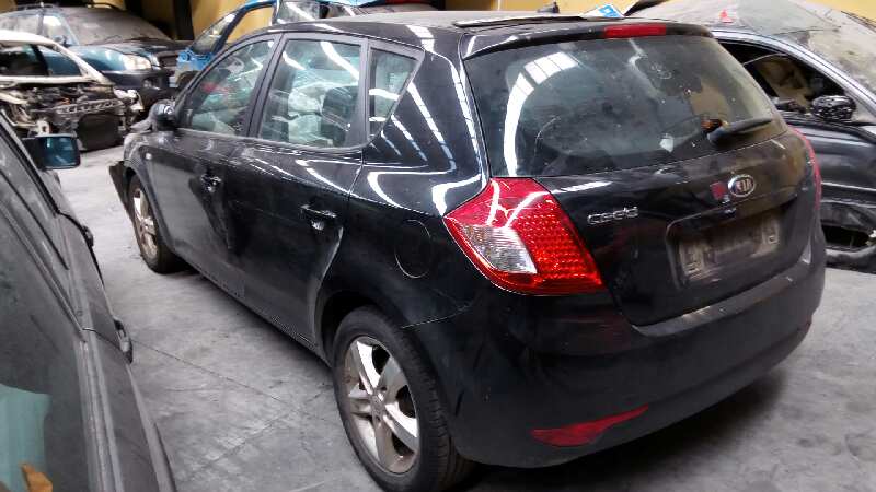 KIA Cee'd 1 generation (2007-2012) Priekinis dešinys pusašis 495001H210,P1-A6-14 18342590