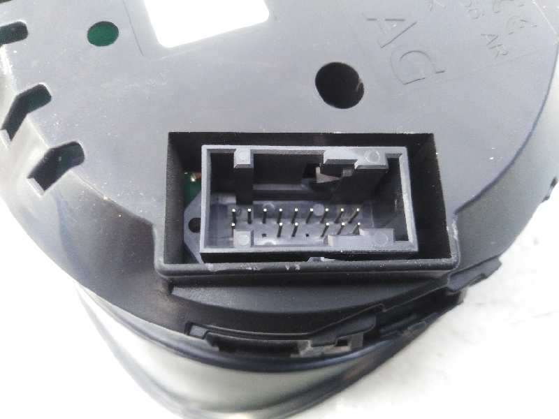 SEAT Leon 3 generation (2012-2020) Speedometer 5F0920741D, 1755011494, E2-A1-16-2 18602992