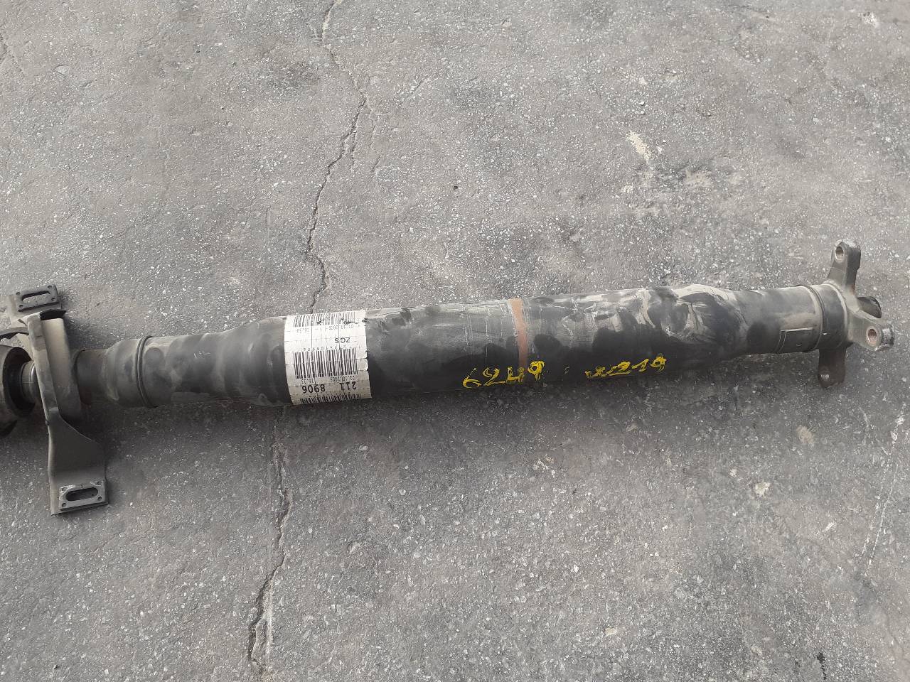 MERCEDES-BENZ CLS-Class C219 (2004-2010) Gearbox Short Propshaft 2118906, 2114108906, P1-B3-50 18477020