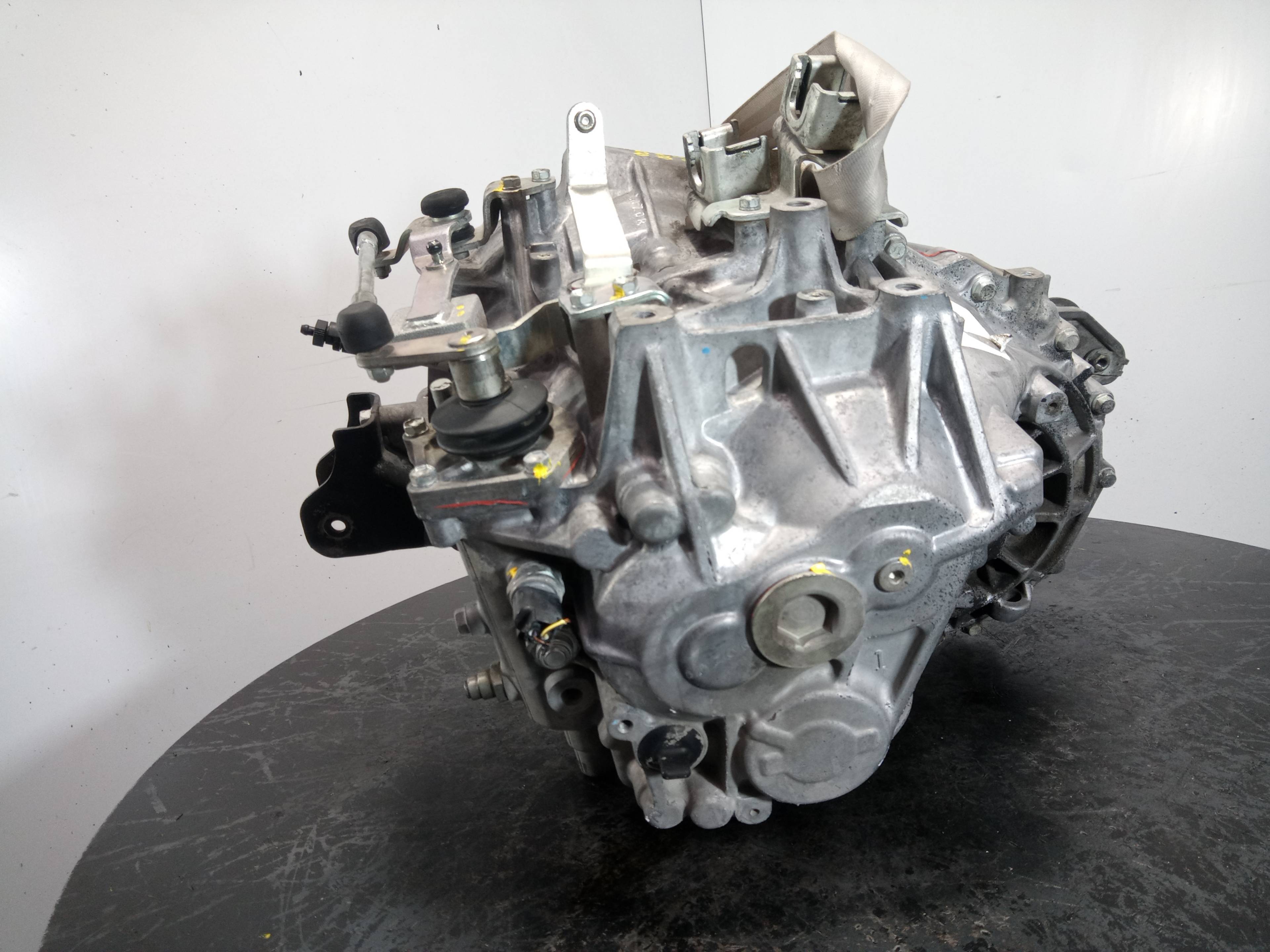 HYUNDAI Caliber 1 generation (2006-2013) Gearbox M1-A3-139 21826745