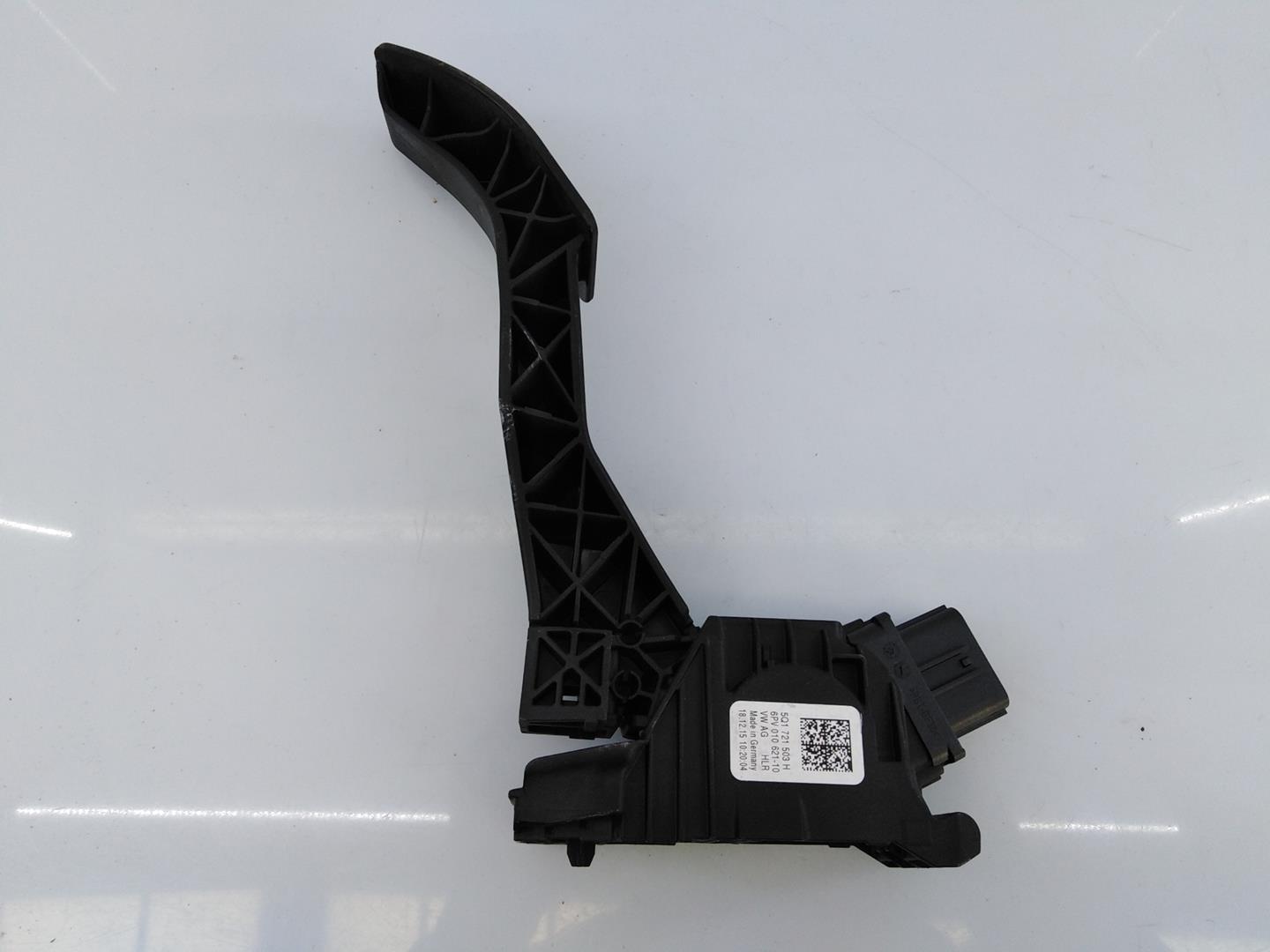 SEAT Leon 3 generation (2012-2020) Throttle Pedal 5Q1721503H,6PV01062110,E2-A1-12-2 18695206