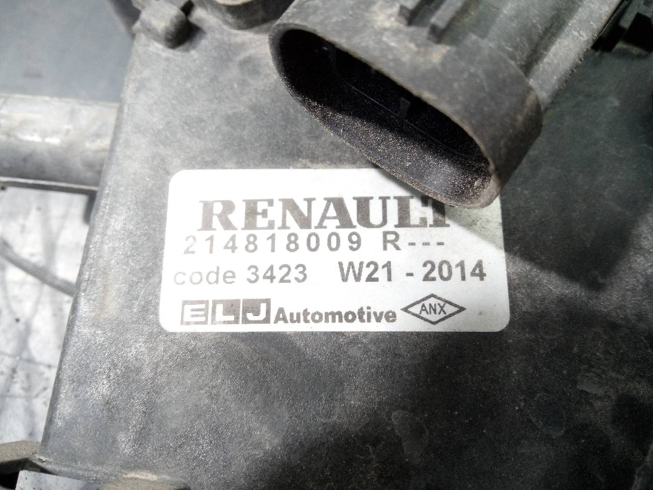 RENAULT Clio 4 generation (2012-2020) Difūzoriaus ventiliatorius 214818009R, P2-B8-13 21115931