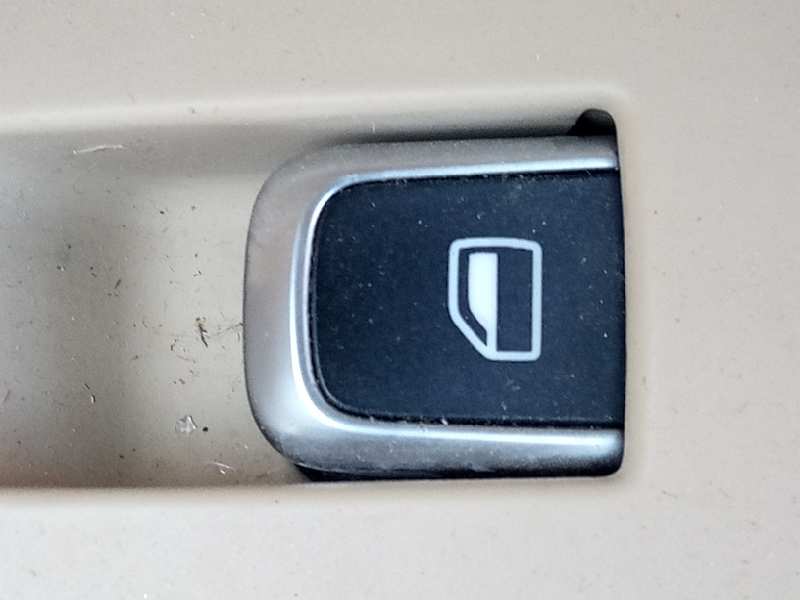 AUDI A7 C7/4G (2010-2020) Front Right Door Window Switch 18619391