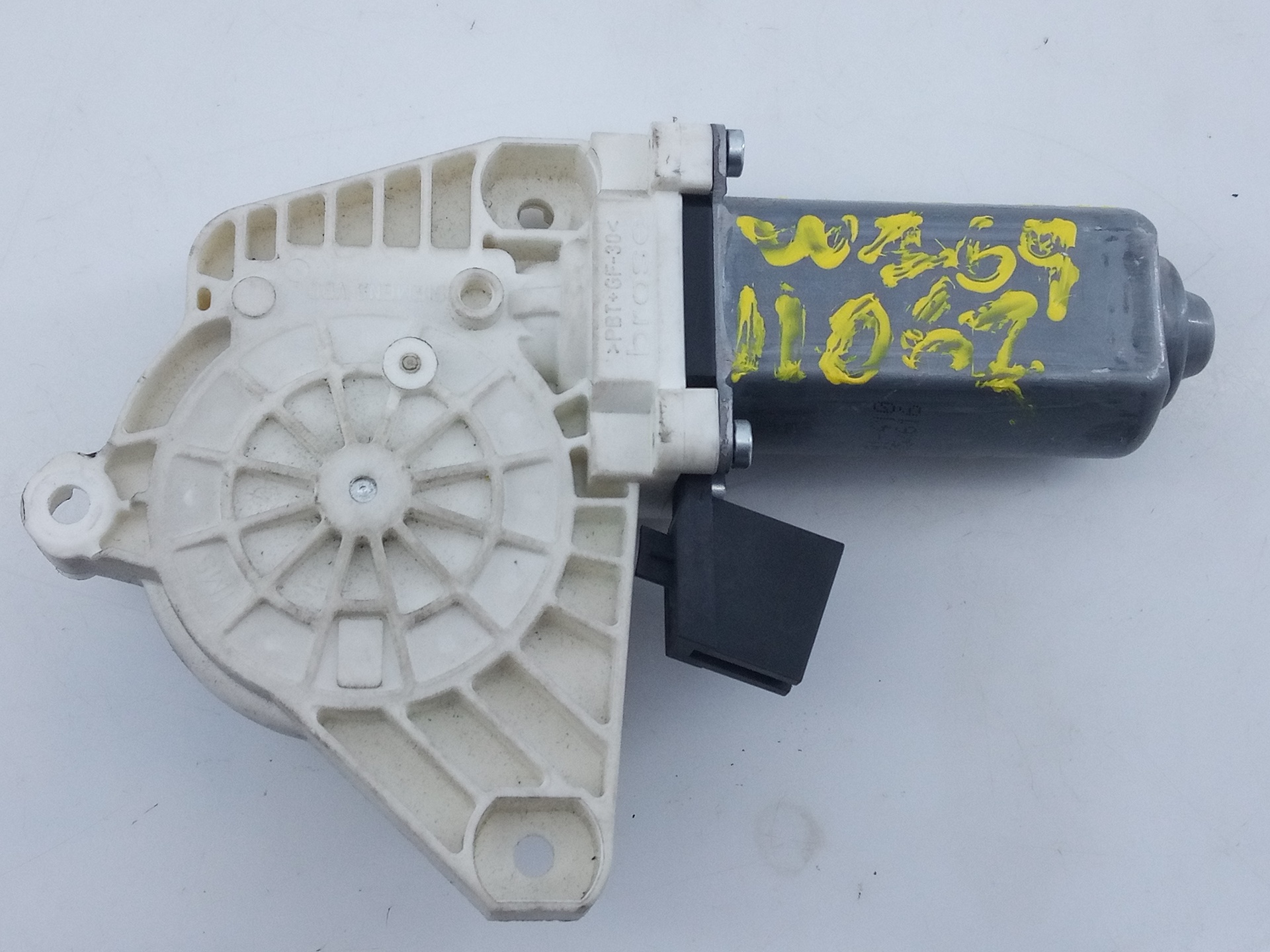 FIAT A-Class W168 (1997-2004) Front Right Door Window Control Motor A1698201542, E1-A2-4-1 21830958