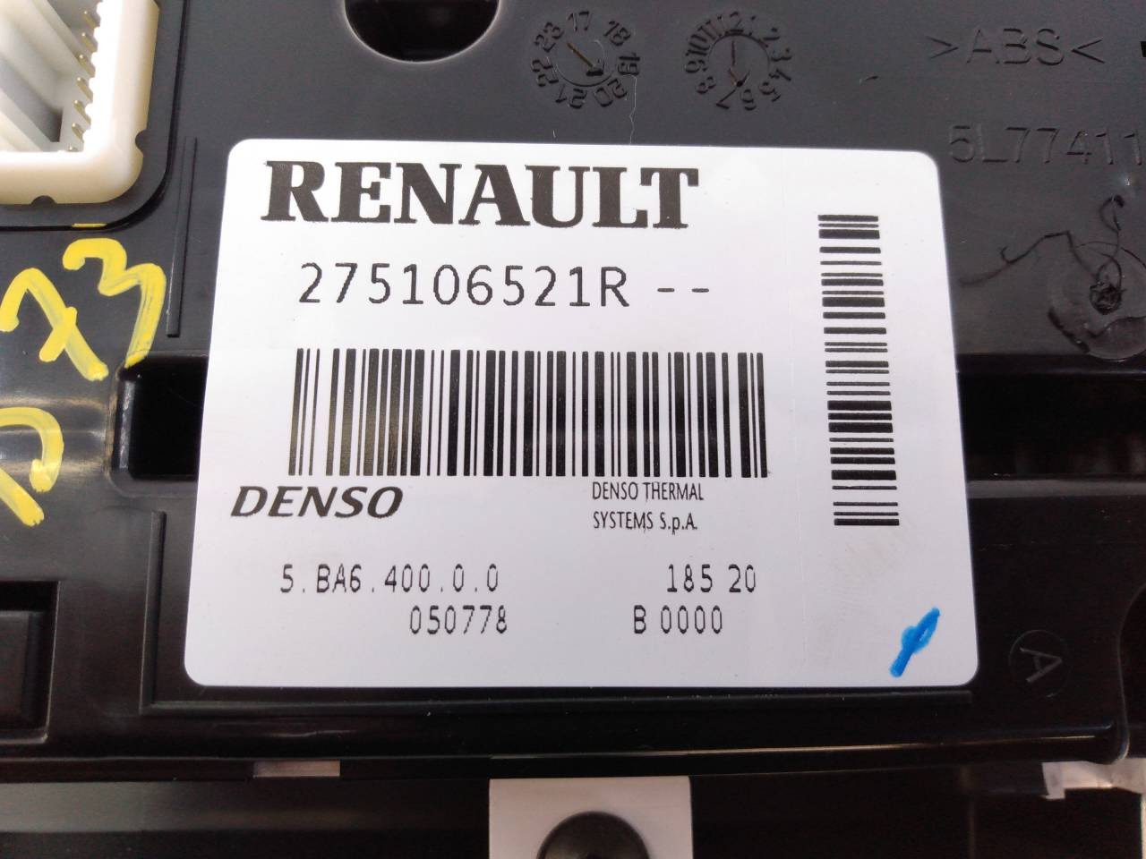 RENAULT Master 3 generation (2010-2023) Klimato kontrolės (klimos) valdymas 275106521R, 5L7741100, E2-A1-38-6 24388920