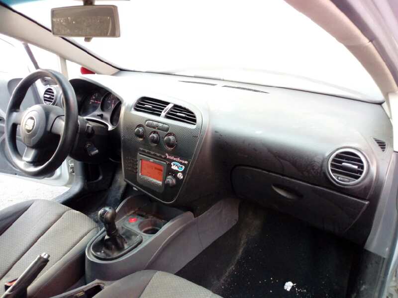 CHEVROLET Leon 2 generation (2005-2012) Шлейф руля 1K0959654CN, E2-A1-8-7 18425393