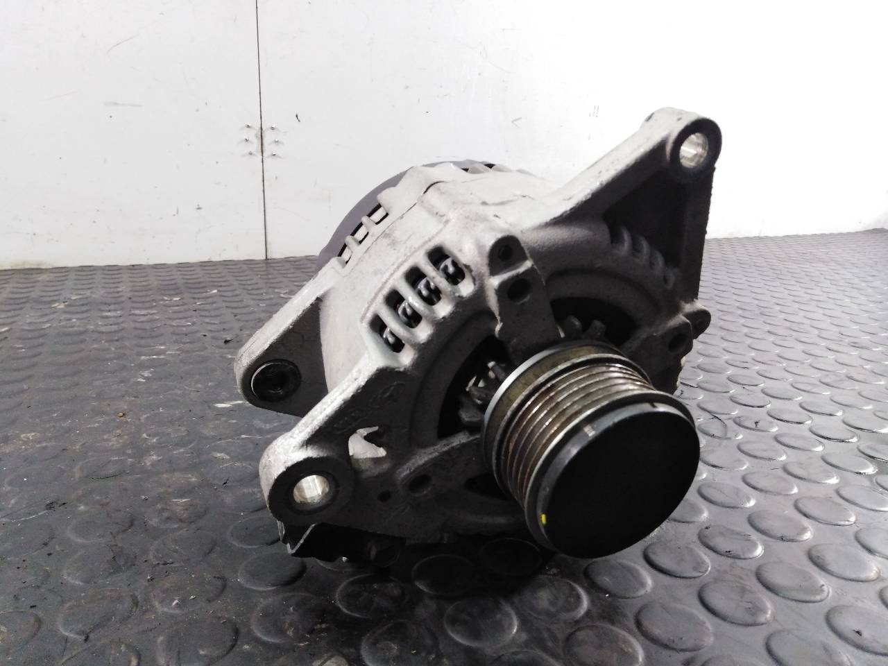 HYUNDAI Tucson 3 generation (2015-2021) Alternator 373002A700,P3-A4-19-4 18747595