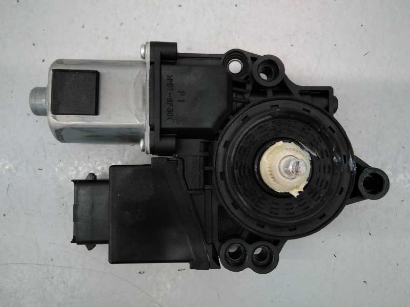 KIA Cee'd 2 generation (2012-2018) Front Left Door Window Regulator Motor 82450A2010,E2-B5-15-1 24484834