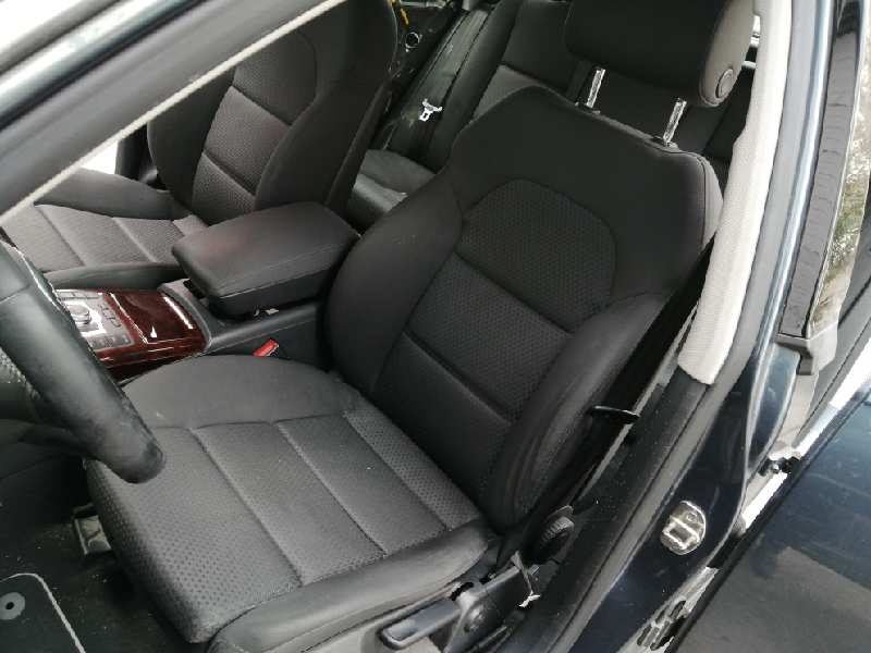 AUDI A6 C6/4F (2004-2011) Маторчик стеклоподъемника передней правой двери 4F0959802D, E1-B6-56-1 20956523